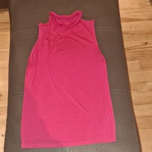 Elegant Sleeveless Magenta Turtleneck Top